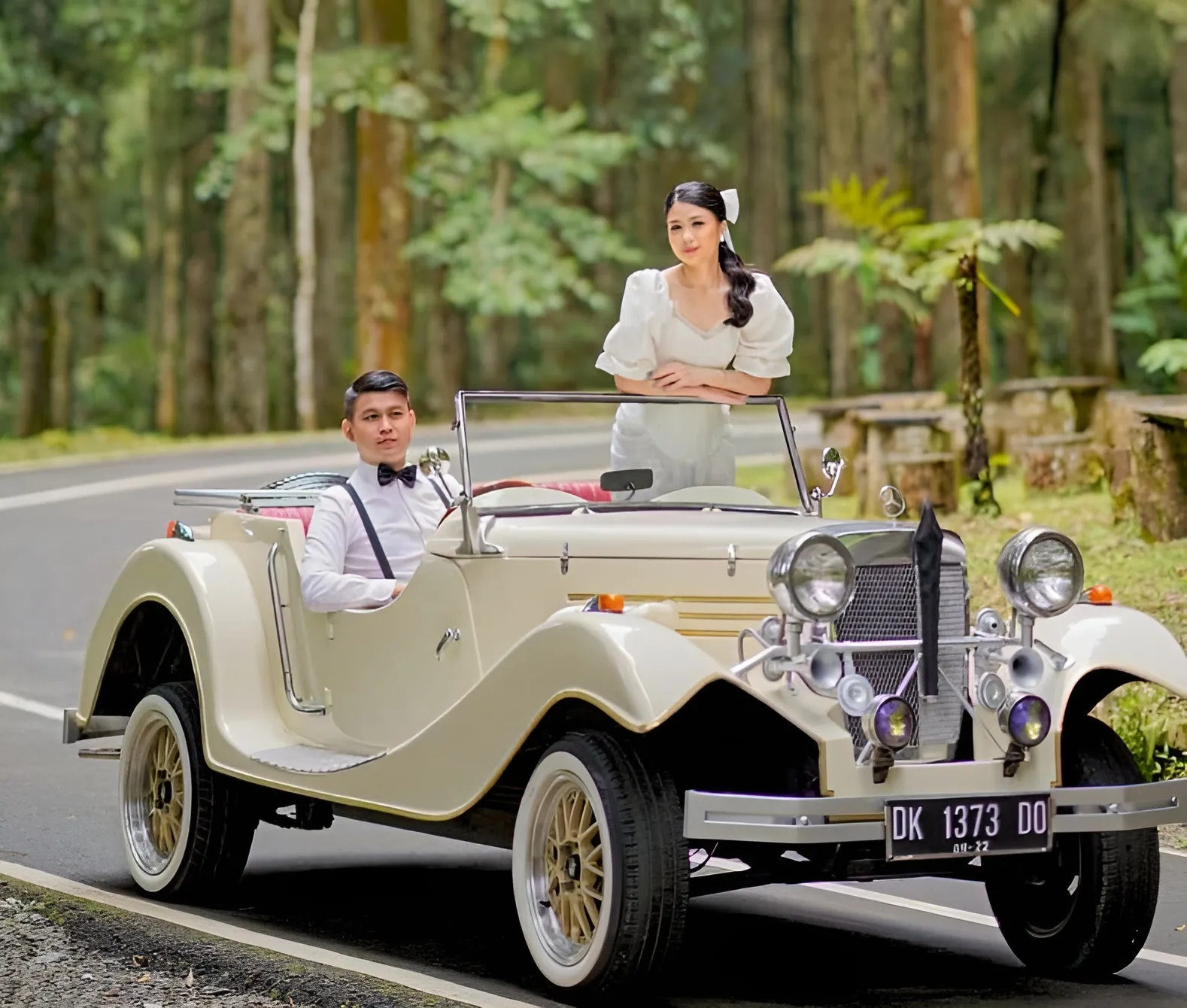 White Marvia Classic