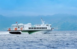 Eka Jaya Fast Boat - Lembongan