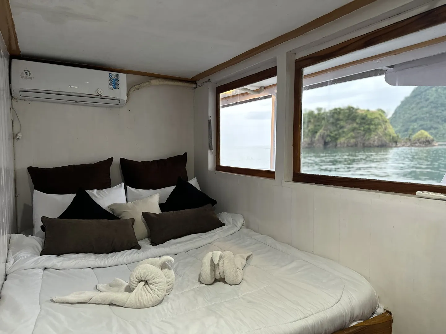 Open Trip 2D1N by Umami Superior Phinisi