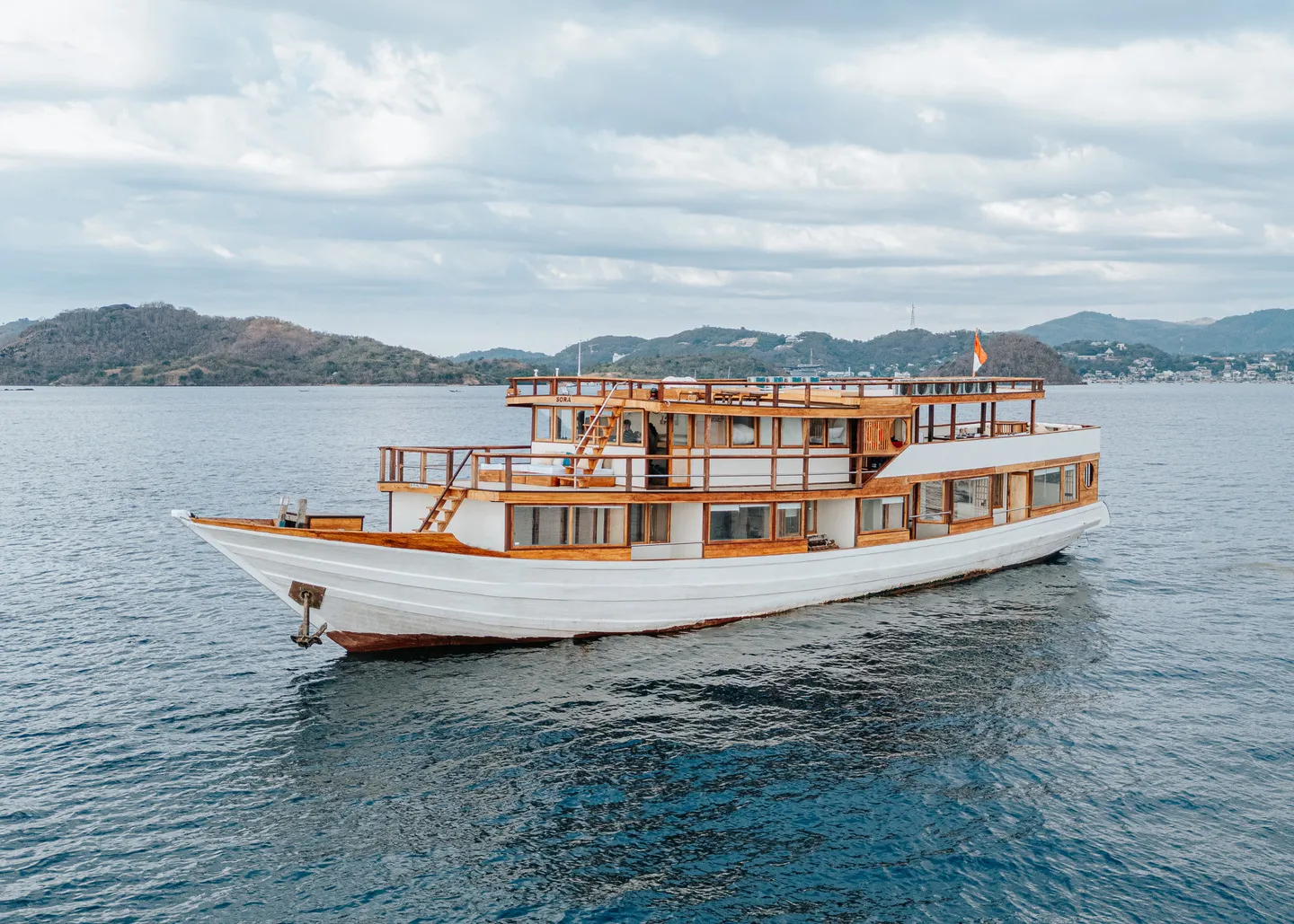 Open Trips 3D2N by Sora Deluxe Phinisi