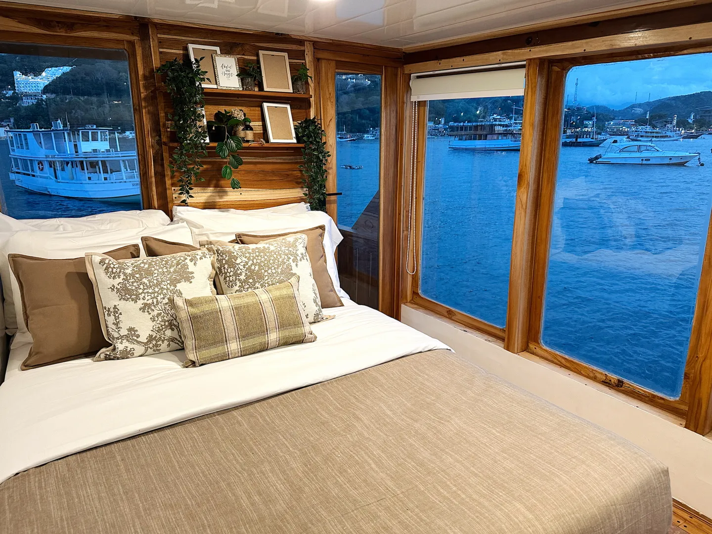 Private Trip by Nalareya Luxury Phinisi