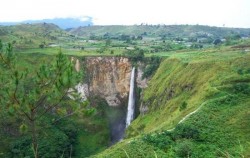 Overland Tour 8 Days 7 Nights