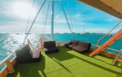 Open Trip Labuan Bajo 3D2N by Yukai Deluxe Phinisi